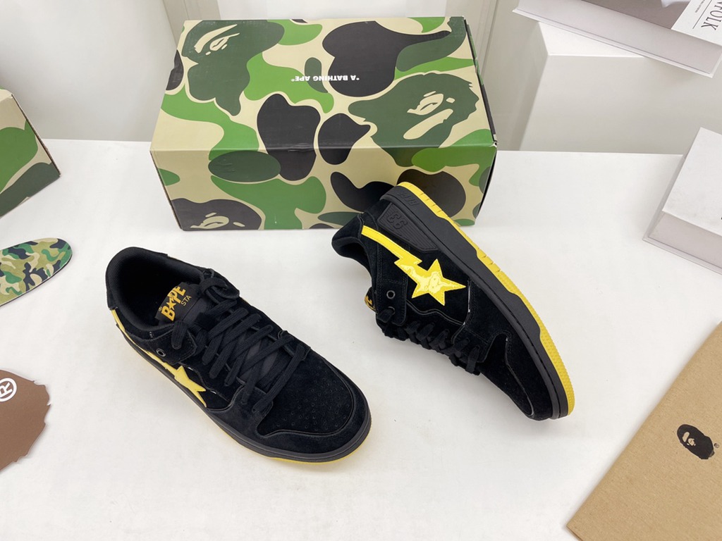 B*APE SNEAKERS